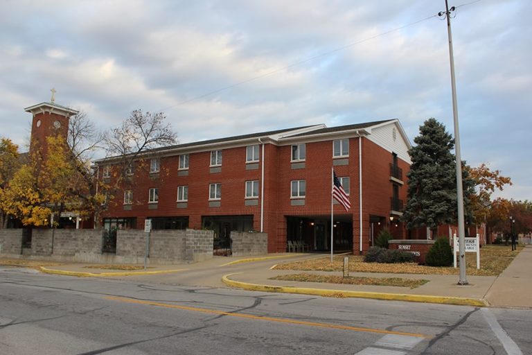 Apartments & Villas Sunset Senior Living Quincy IL